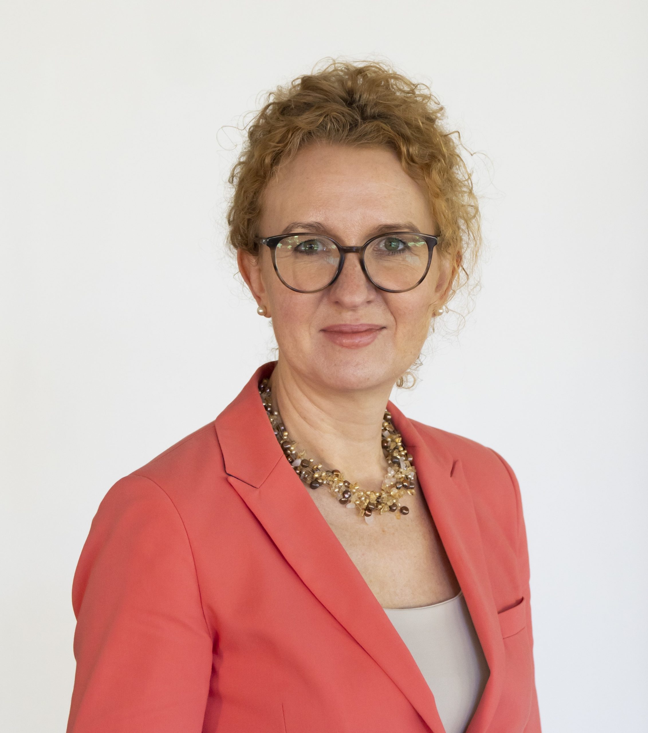 Ms Joanna DOPIERALA-KONKOLOWICZ